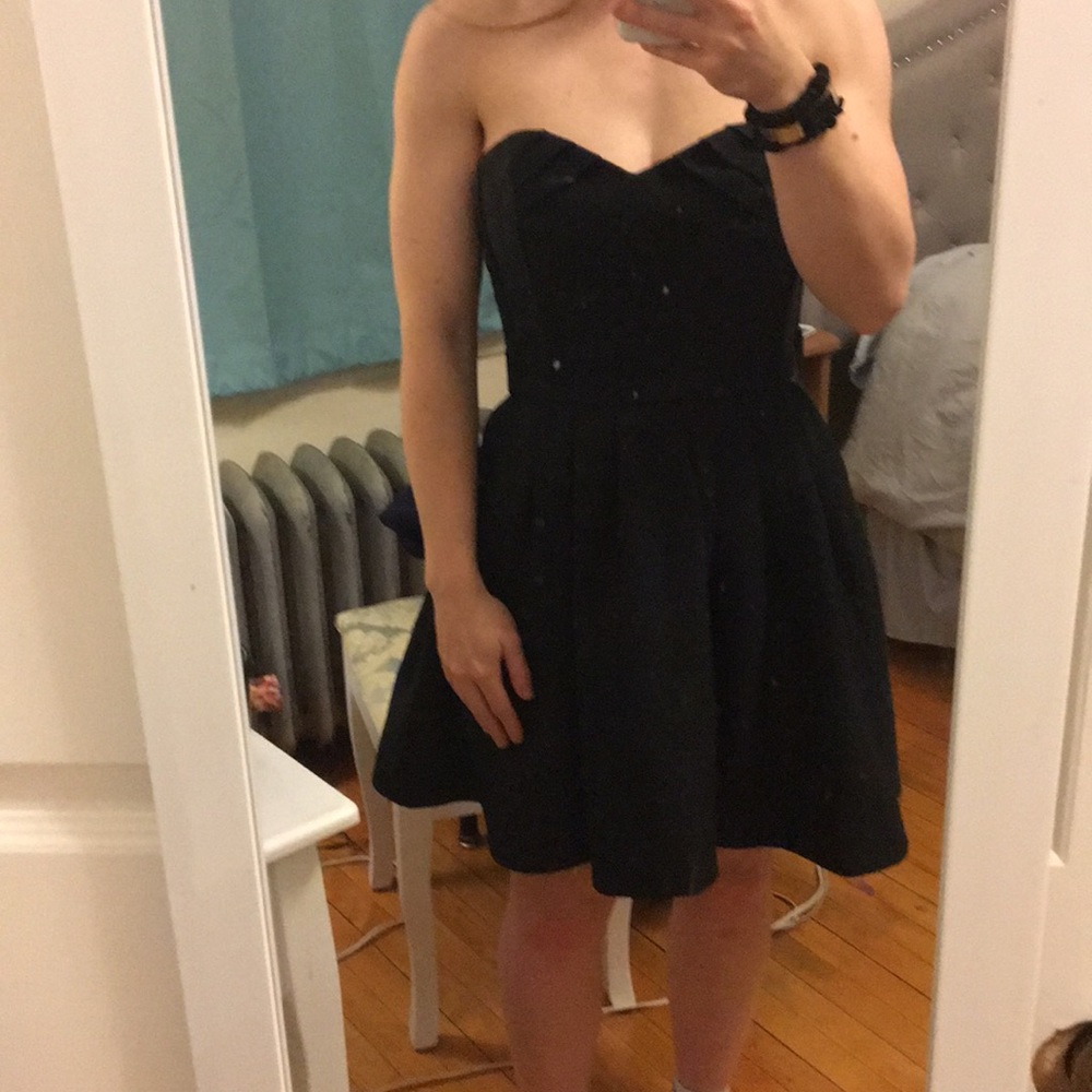 Forever 21 Black Strapless Dress